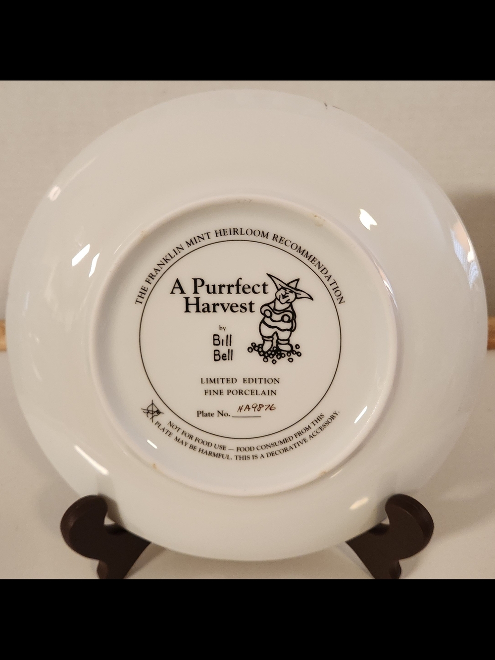 Vintage Bill Bell Franklin Mint Decorative Plate Set - Cat & Dog Whimsical Art - Picture 3 of 5